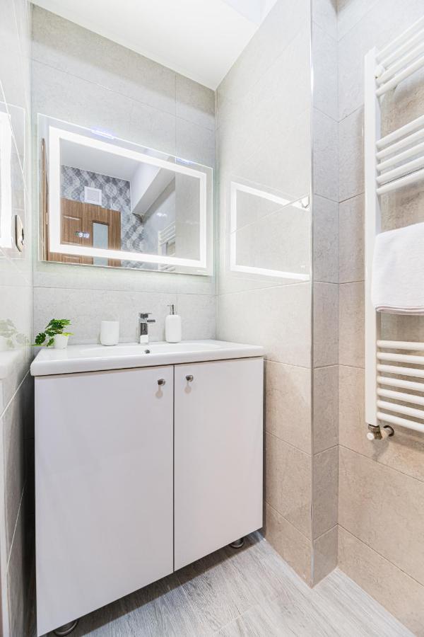 Isaran 2D4E Apartment 브라쇼브 외부 사진