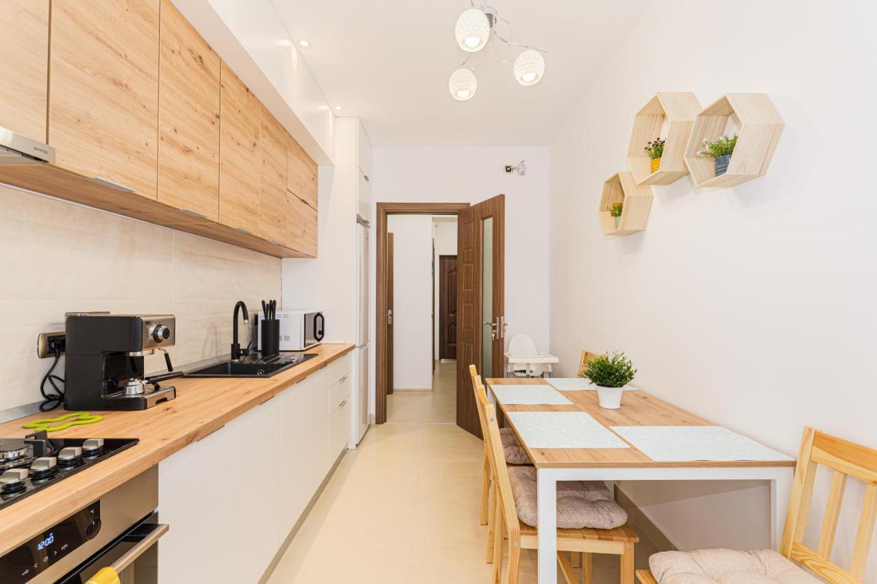 Isaran 2D4E Apartment 브라쇼브 외부 사진