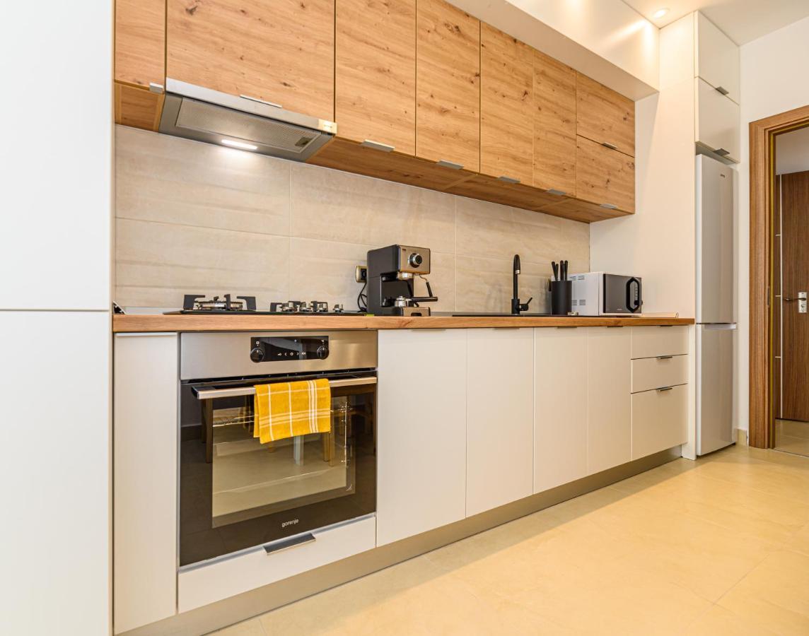 Isaran 2D4E Apartment 브라쇼브 외부 사진